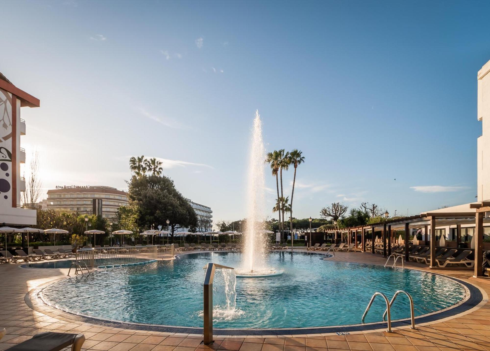 Hotel Alegria Florida Park Santa Susanna Exterior foto